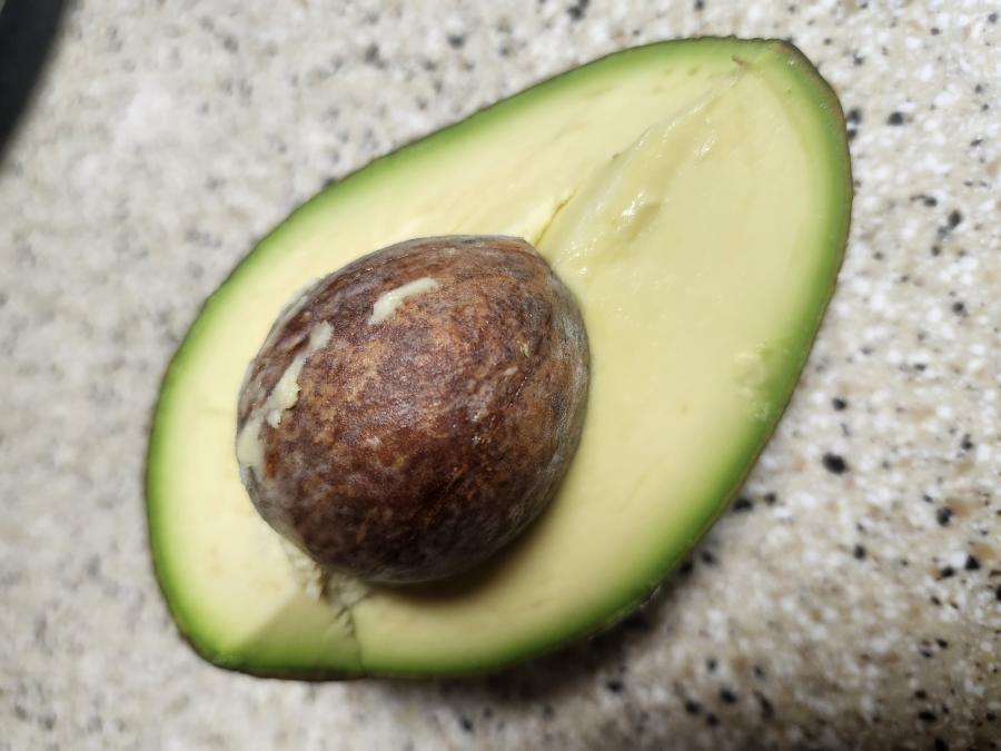 Halved avocado 