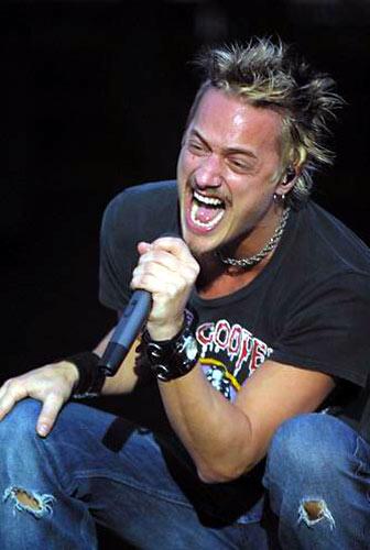 Fuel performs at the Voodoo Festival. New Orleans LA