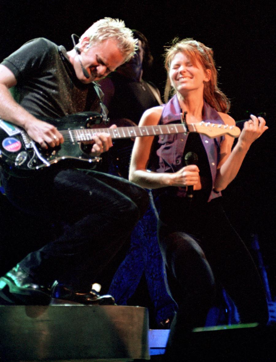 Shania Twain. Tinley Park, IL